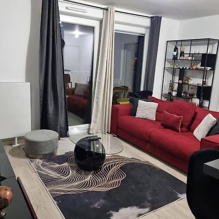 Appartement Cosy Et Equipe Мо Екстериор снимка