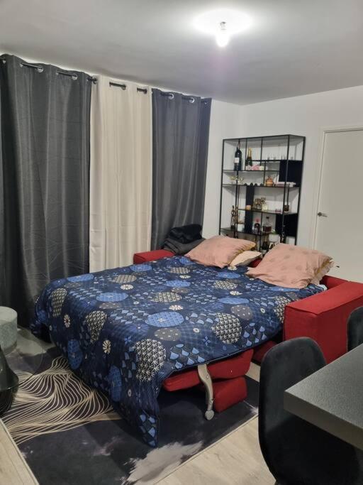 Appartement Cosy Et Equipe Мо Екстериор снимка